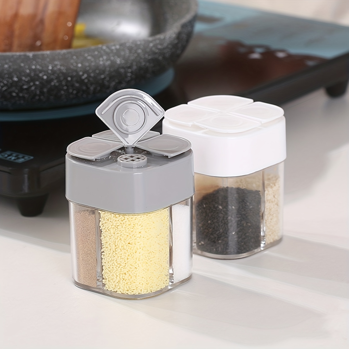 4in1 キャンプ調味料シェーカー 多目的スパイスジャー 蓋 - Camping Cooking Organizer のレビューと価格